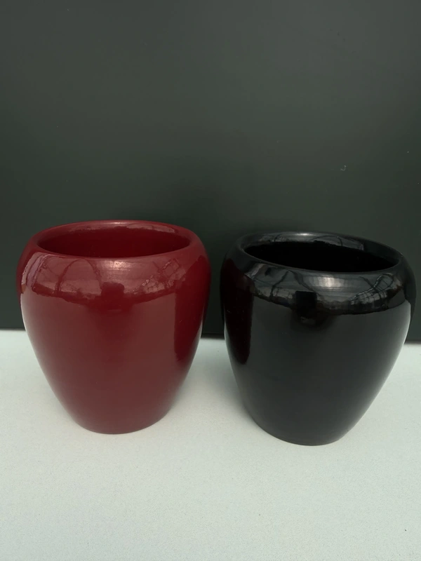 IMG_7190 Glossy pot 7cm - Image 1